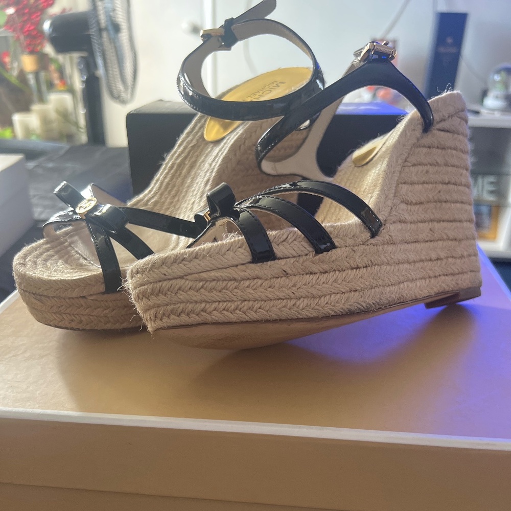 Michael Korse Wedges